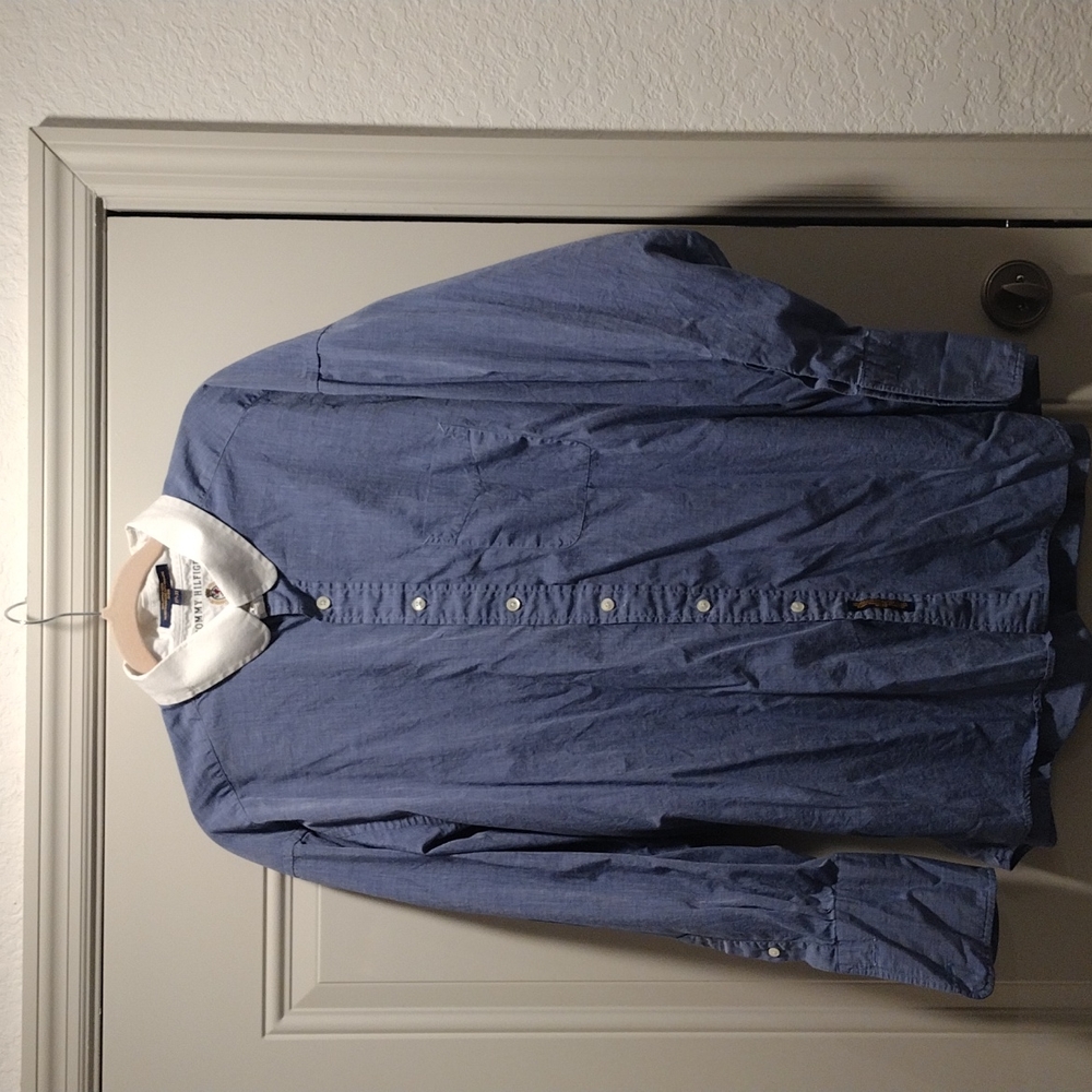 Tommy Hilfiger long sleeve button down shirt blue white collar 17 1/2 33